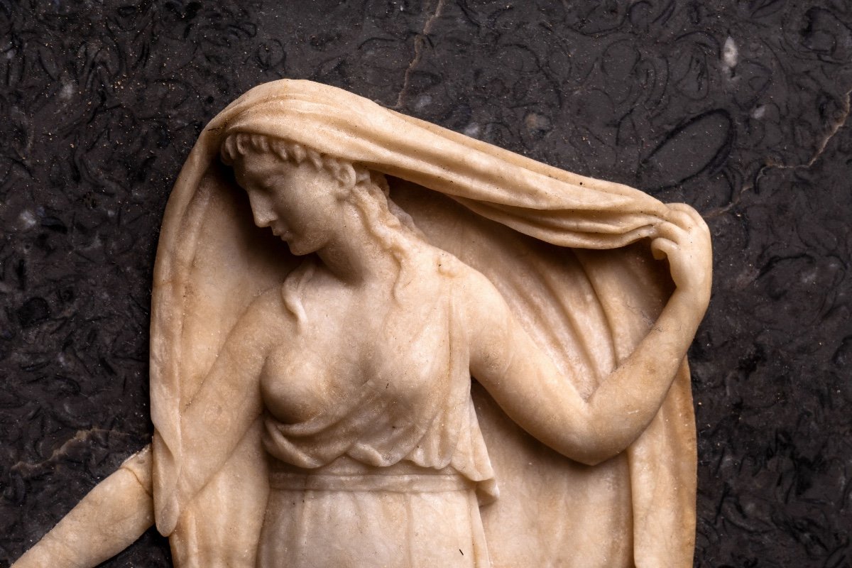 PLACCA NEOCLASSICA ITALIANA IN MARMO Italia, XIX secolo  marmo  22 x 29,5 cm  8 3/4 x 11 1/2 in-photo-3