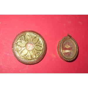 Two Reliquary Medallions, 19th Century.