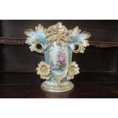 Important Bridal Vase, Porcelain, Late 19th Time.