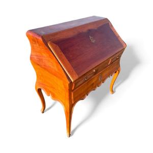 18th Century Cherry Wood Slant-front Desk