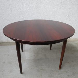 Vintage Scandinavian Extendable Round Table In Rio Rosewood By Skovmand And Andersen