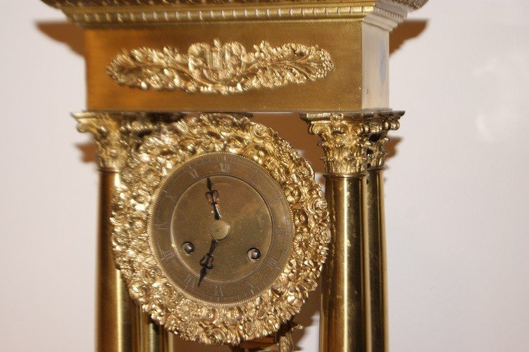 Orologio da tavolo Francese del 1800 Stile Impero in Bronzo Dorato al mercurio-photo-3