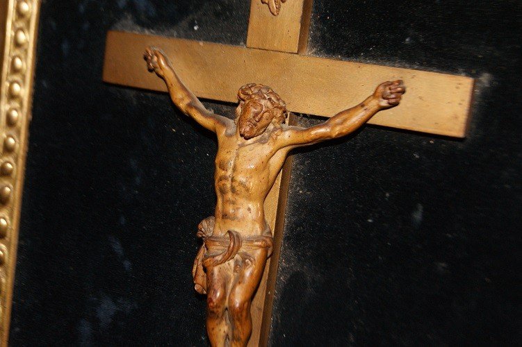 Crocifisso francese di inizio 1800 con Cristo in legno e stupenda cornice dorata-photo-4
