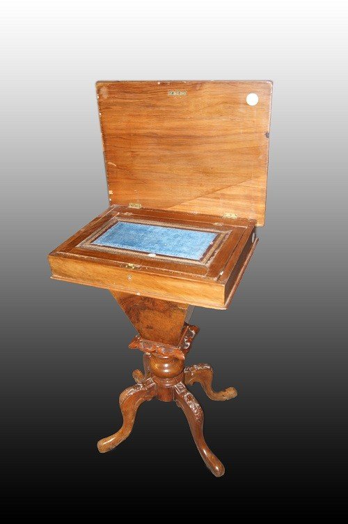 Tavolino da lavoro inglese stile Vittoriano in legno di noce con intarsi-photo-1