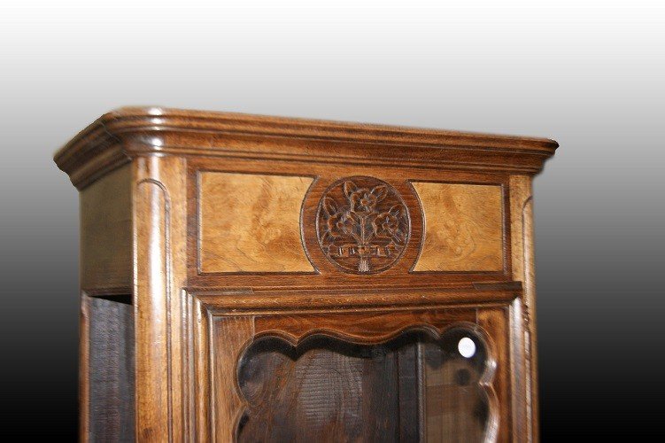 Vetrinetta provenzale del 1800 in legno di noce e radica con intagli-photo-2