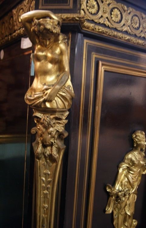 Servante stile Boulle con ricche applicazioni in bronzo e pietre dure-photo-2