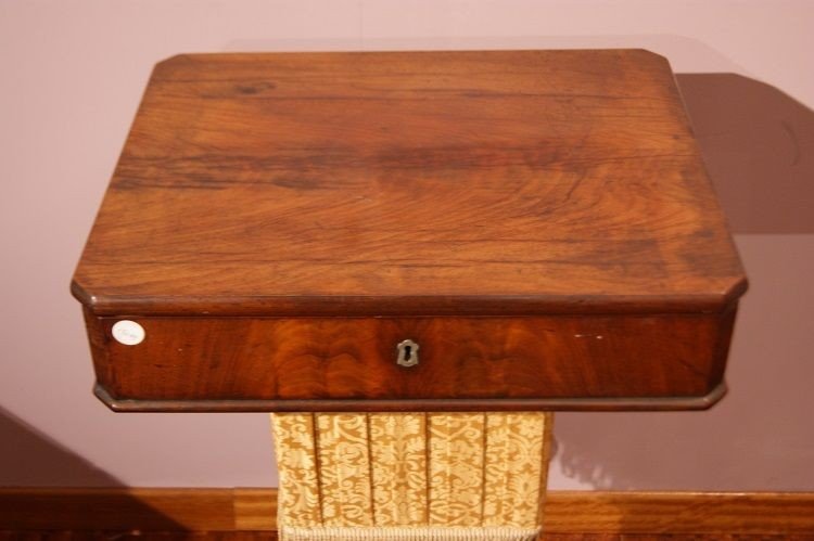 Particolarissimo Tavolino da lavoro Carlo X svuota tasche del 1800-photo-2