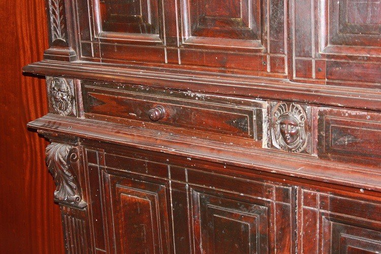 Maestosa credenza italiana del 1500 Rinascimento in legno di noce con Bambocci-photo-3