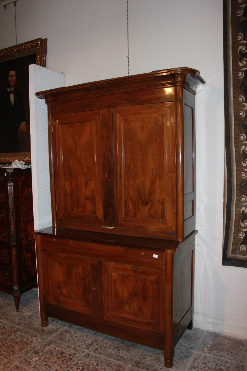 Credenza italiana di inizio 1800 stile Luigi Filippo in legno di noce-photo-2