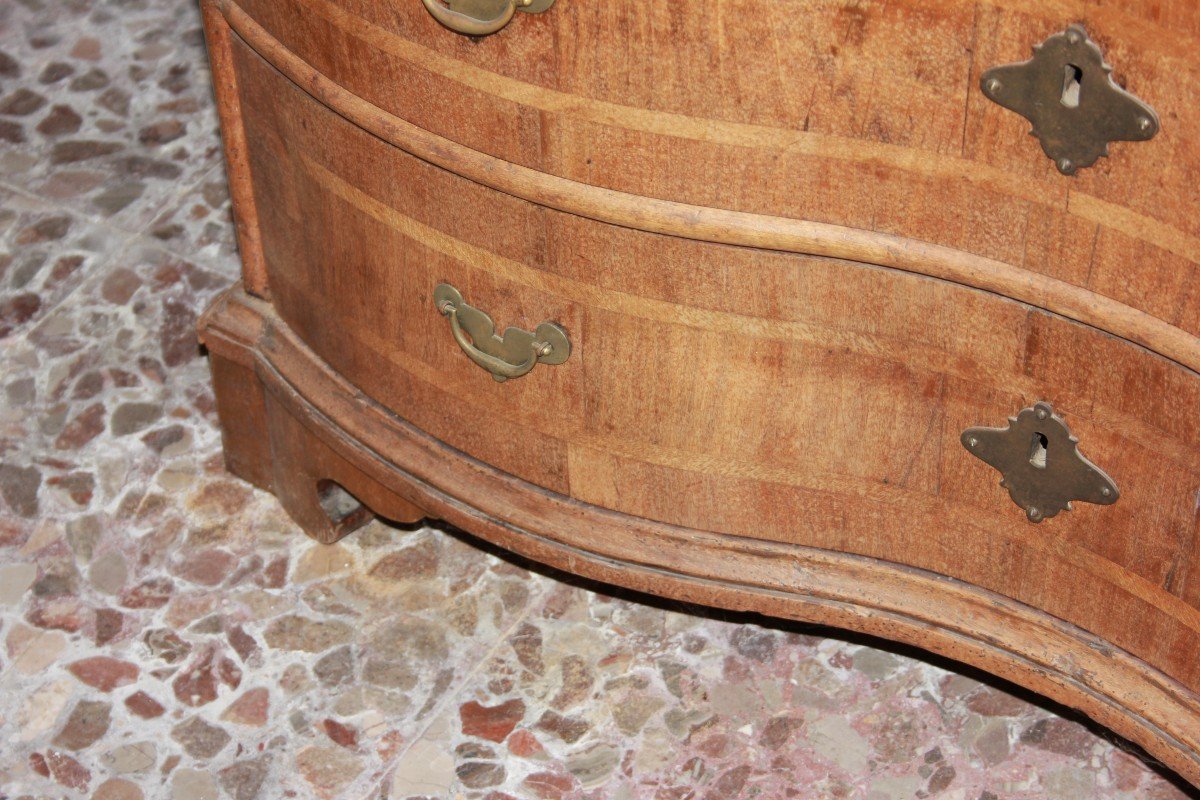 Cassettone del 1700 stile Maria Antonietta in noce-photo-2
