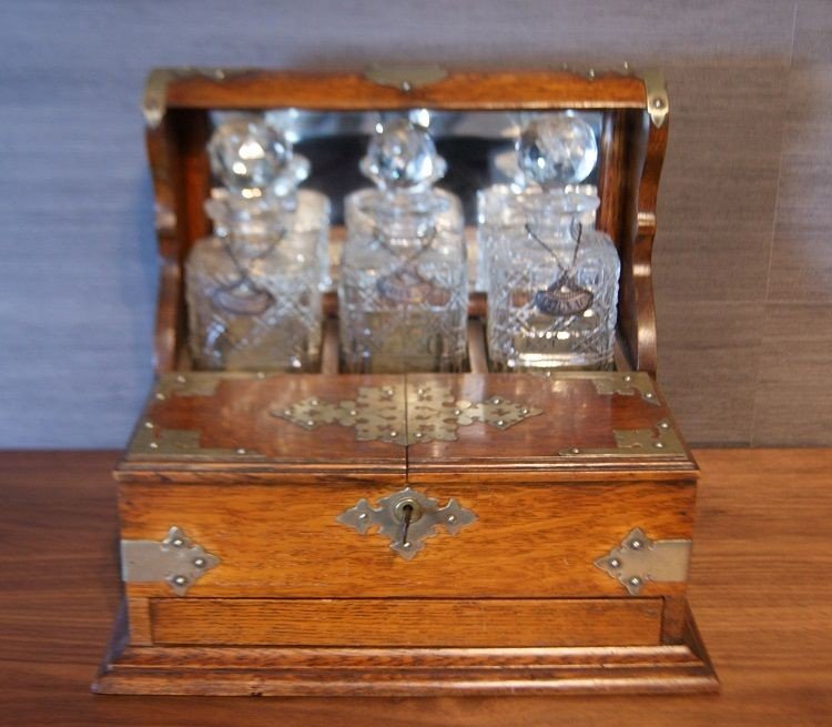 Scatola porta liquori inglese della seconda metà del 1800, in legno di rovere-photo-2
