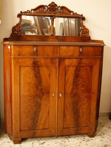 Credenza alta, Nord Europa della metà del 1800, stile Biedermeier in piuma di mogano-photo-2