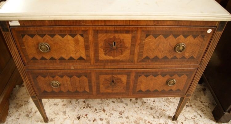 Italian chest of drawers from the early 1800s, Louis XVI style, in various polychrome woods-photo-2