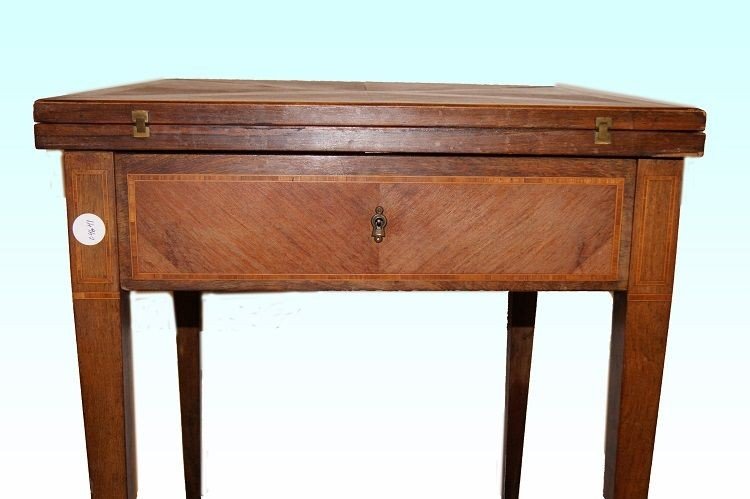Tavolino da gioco inglese della seconda metà del 1800, stile Vittoriano, in legno di mogano-photo-3