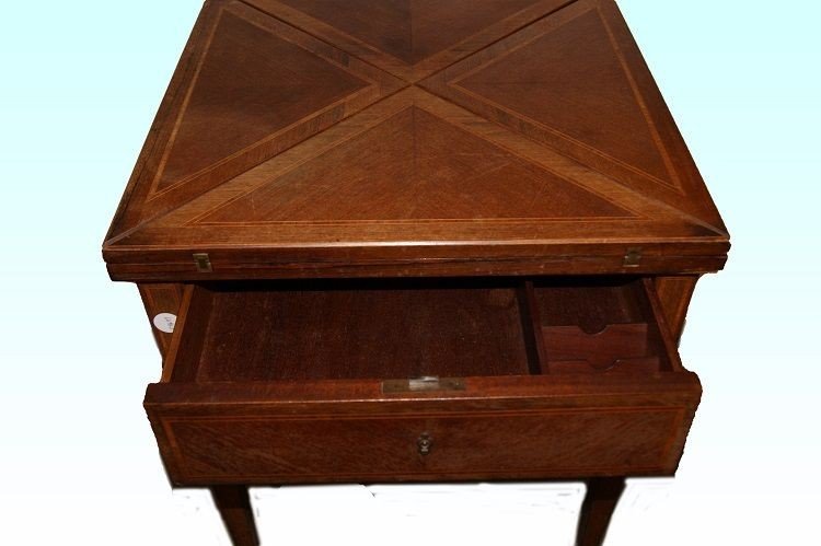 Tavolino da gioco inglese della seconda metà del 1800, stile Vittoriano, in legno di mogano-photo-2