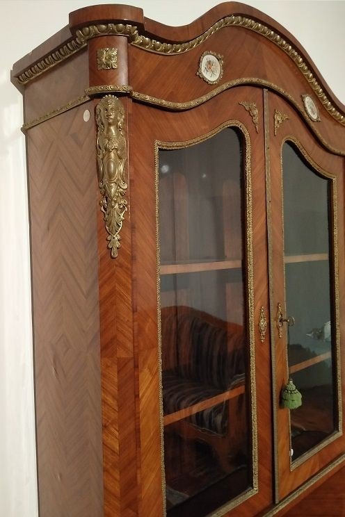Splendida vetrina francese, doppio corpo della prima metà del 1800 in bois de rose-photo-3