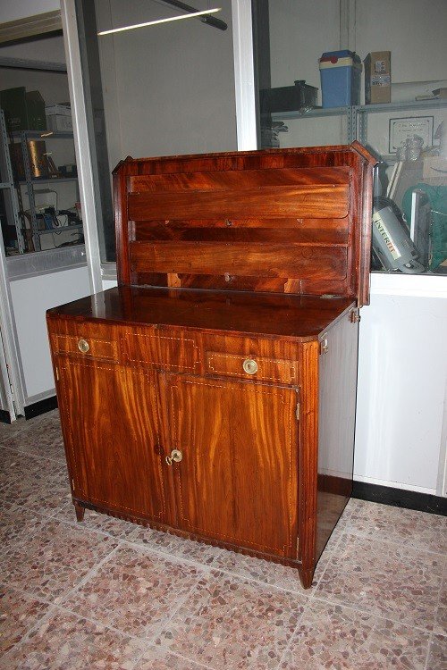 Credenza piattaia olandese di inizio 1800 stile Luigi XVI in legno di mogano e piuma di mogano-photo-1