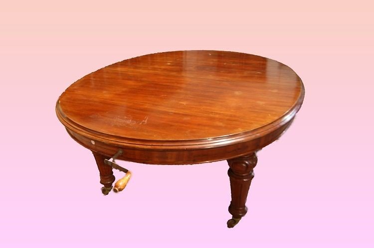 Grande tavolo ovale allungabile (375cm), inglese della seconda metà del 1800, stile Vittoriano 
