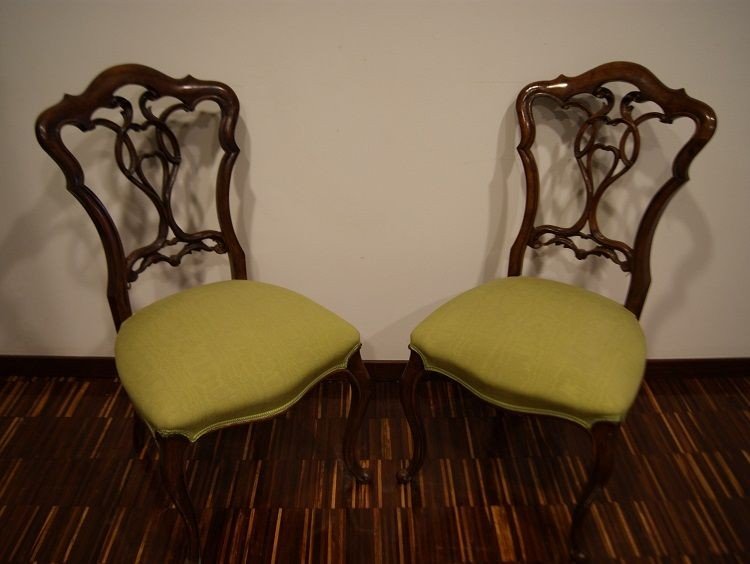 Gruppo di 4 bellissime sedie Luigi Filippo in noce-photo-2