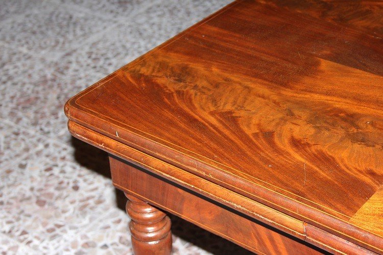 Tavolino con alette francese di metà del 1800, stile Carlo X, in legno di mogano e mogano-photo-2
