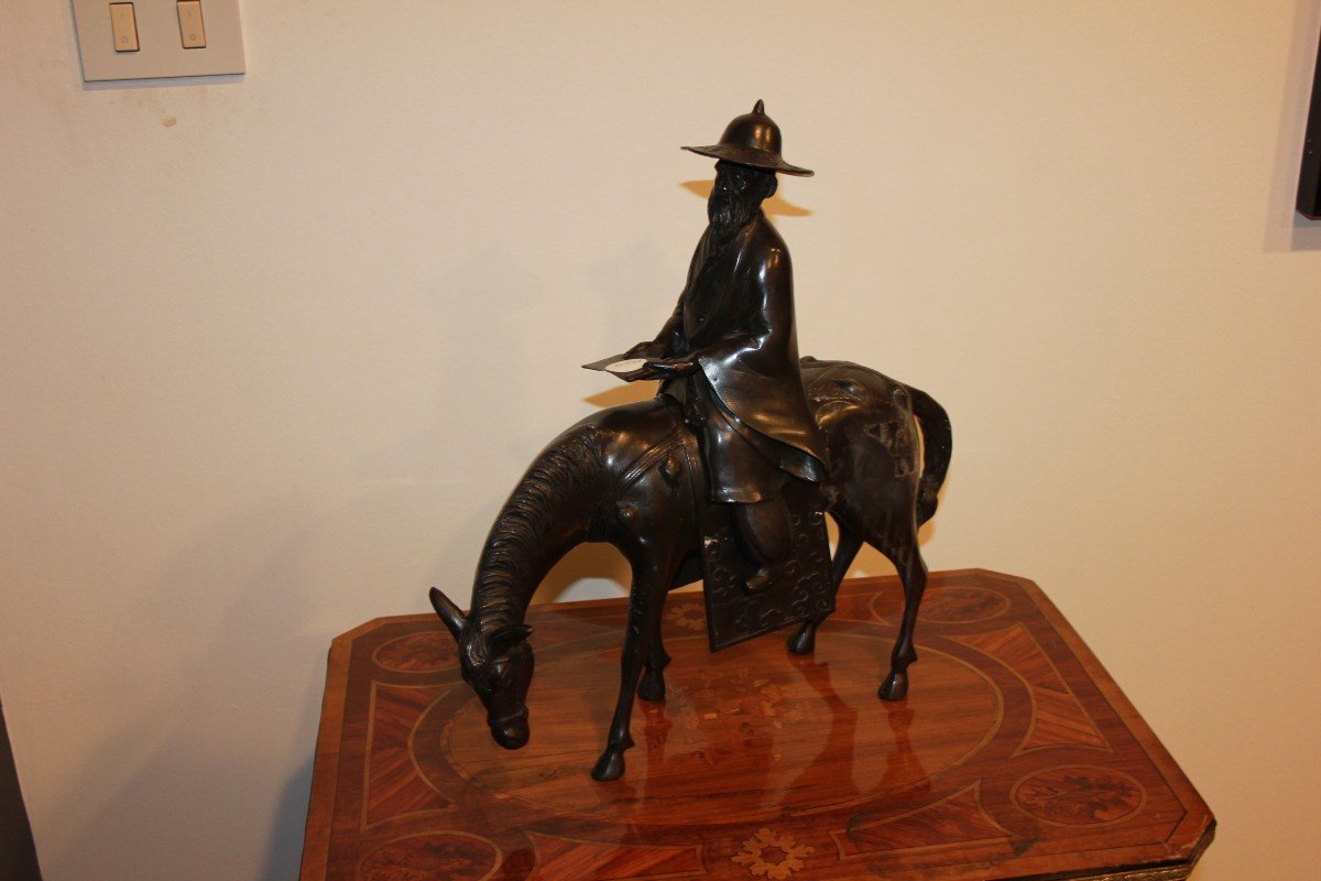 Scultura francese raffigurante Saggio contadino Orientale a cavallo del 1800