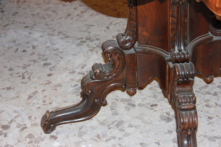 Tavolo inglese della prima metà de 1800, stile Regency, in legno di noce e radica di noce-photo-4