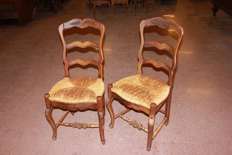 Gruppo di 10 sedie francesi di fine 1800, stile Provenzale, in legno di noce-photo-2