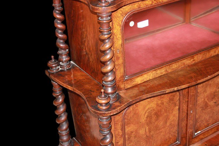 Piccolo credenzino cabinet inglese della prima metà 1800, stile Georgiano, in legno di noce -photo-3