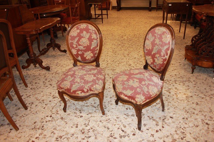 Gruppo di 4 sedie francesi della metà 1800, stile Luigi Filippo, in legno palissandro
