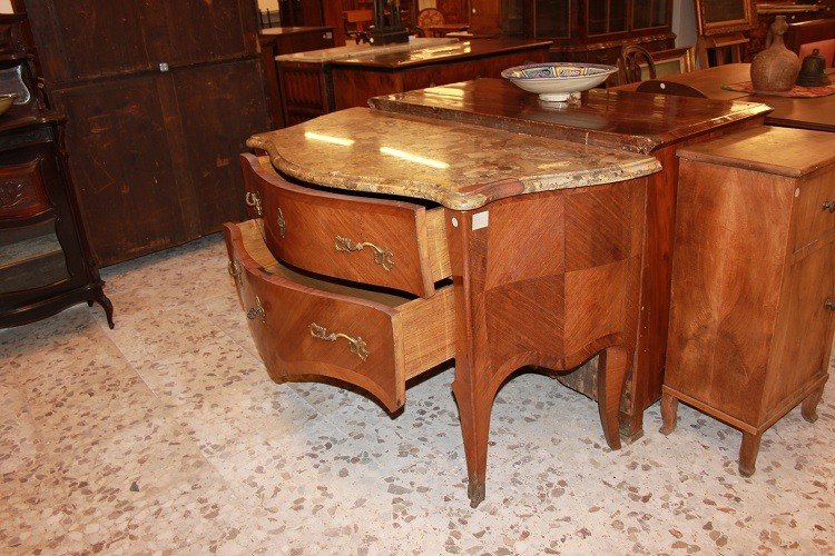 Comò a 2 grandi cassetti francese di metà 1800, stile Luigi XV, in legno di bois de rose-photo-3