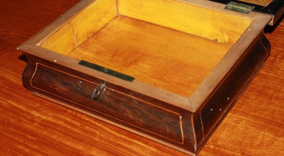 Piccola scatola francese di metà 180, stile Carlo X, in legno di palissandro-photo-2