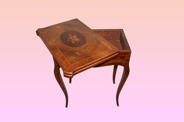 Piccolo tavolino da gioco francese della seconda metà del 1800, stile Luigi XV-photo-4