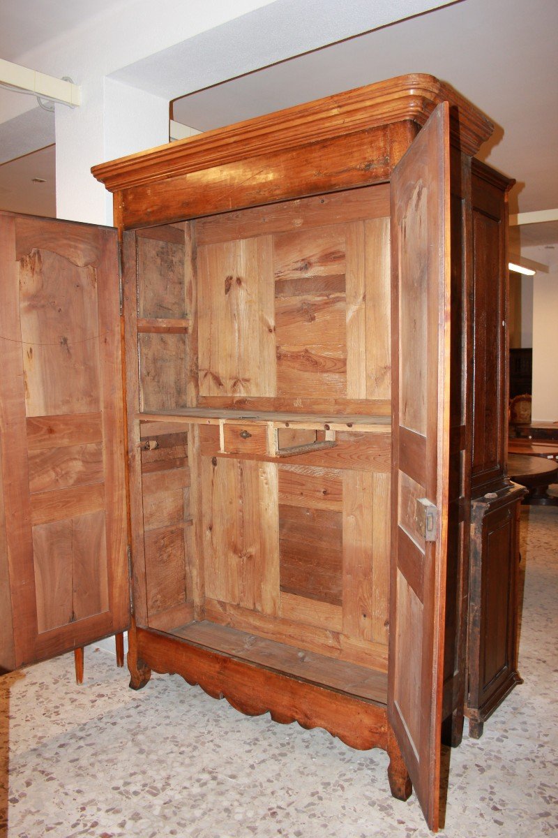 Antico armadio a 2 ante chiuse bugliate francese di inizio 1800, stile Provenzale-photo-4