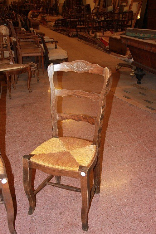 Gruppo di 18 sedie francesi di fine 1800, stile Provenzale, in legno di noce-photo-2