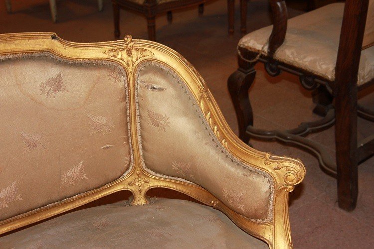 Salotto francese di metà 1800, stile Luigi XV, in legno dorato-photo-1
