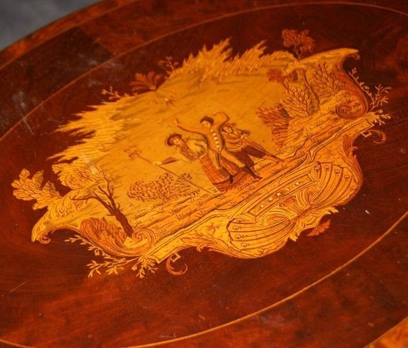 Tavolino ovale inglese di metà 1800, stie Vittoriano, in legno di mogano-photo-2