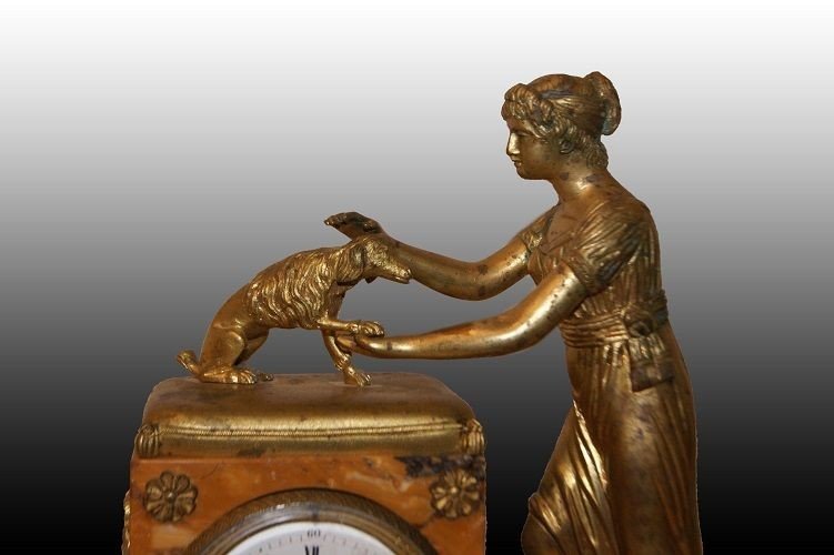 Bellissimo tris di orologio e vasi in marmo giallo Siena Impero 1800-photo-2