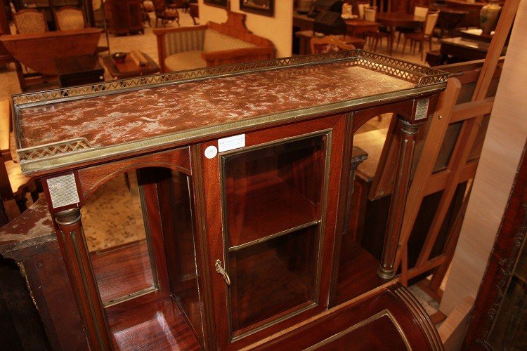 Cabinet credenzino francese di metà 1800, stile Luigi XVI, in legno di mogano e piuma di mogano-photo-3