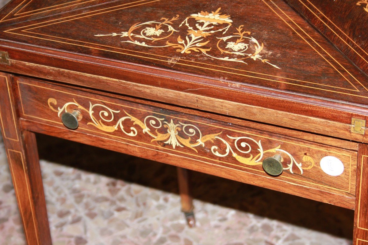 Tavolino a fazzoletto da gioco, inglese della seconda metà del 1800 stile Vittoriano-photo-4