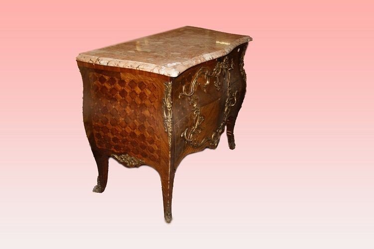Ricco comò Nord Europa di metà 1800 di gusto francese stile Luigi XV in legno di bois de rose-photo-2