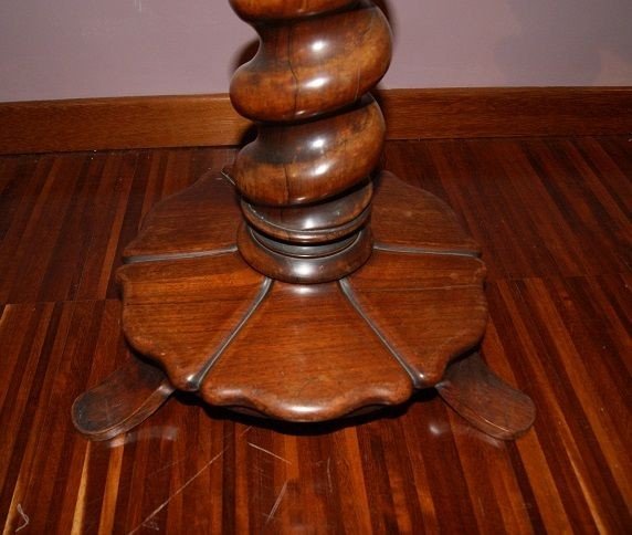 Tavolino olandese ottagonale di inizio 1800 in legno di palissandro ornato da ricchi intarsi -photo-4