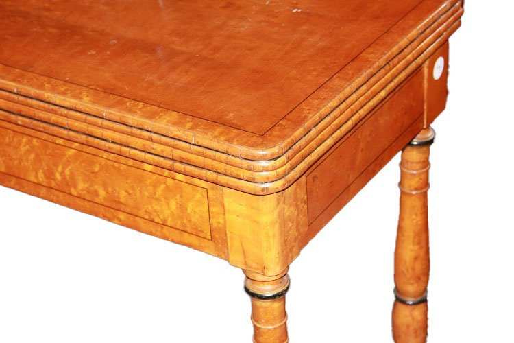 Tavolino inglese della seconda metà del 1800, stile Sheraton, in legno di acero-photo-3