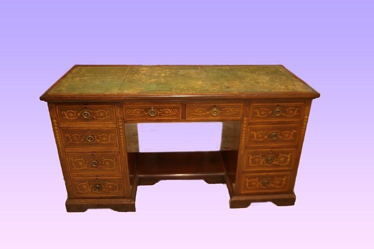 Scrivania ministeriale inglese della seconda metà 1800, stile Vittoriano, in legno di mogano