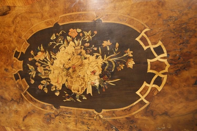 Splendido tavolino da gioco di gusto francese ma di manifattura inglese-photo-3