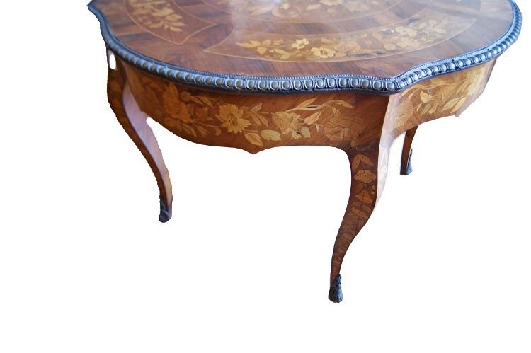 Tavolo da salotto olandese di fine 1700, di gusto francese stile Luigi XV, in legno di bois de -photo-4