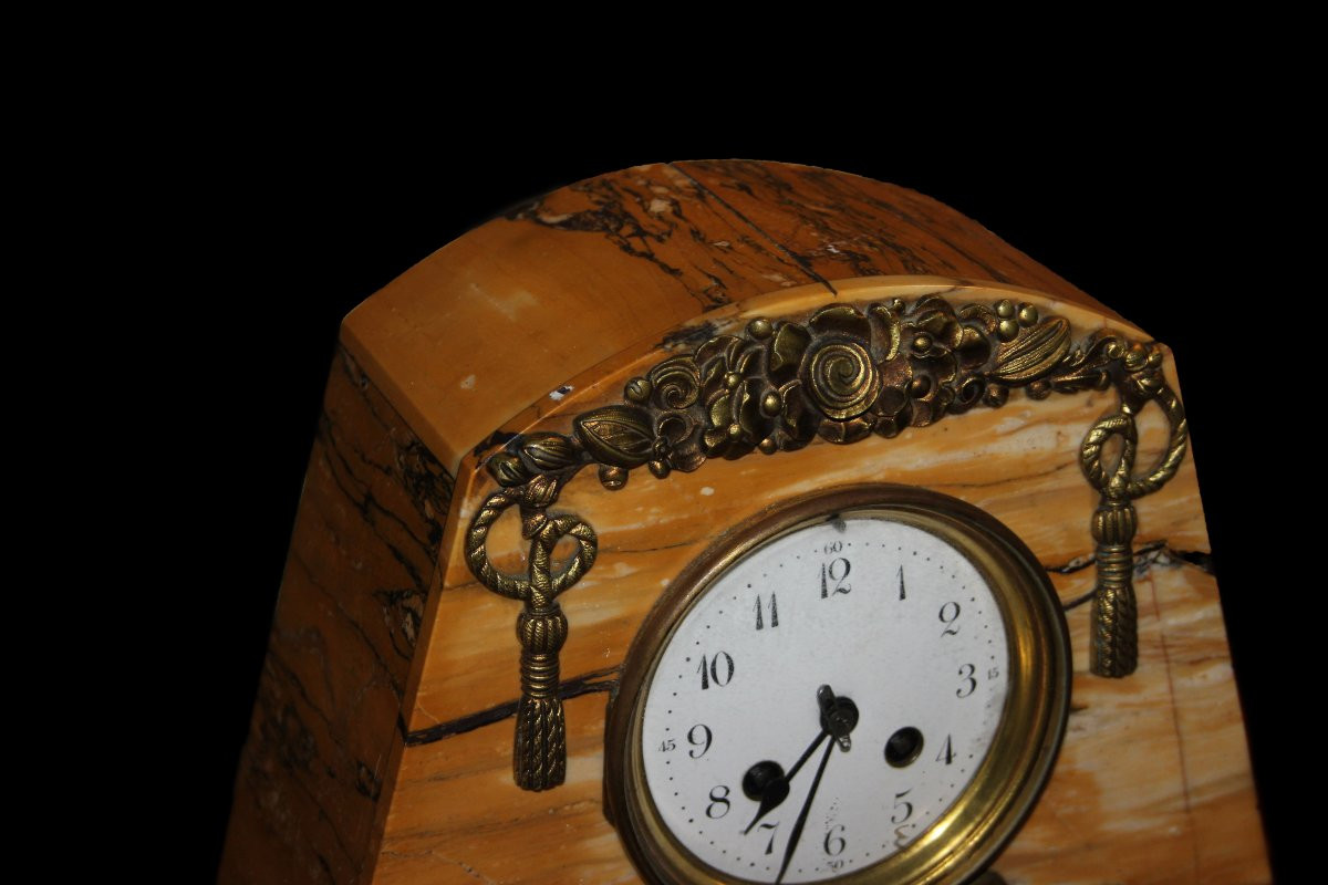 Bellissimo trittico francese orologio con due candelieri di inizio 1900, stile Art Decò, in mar-photo-2