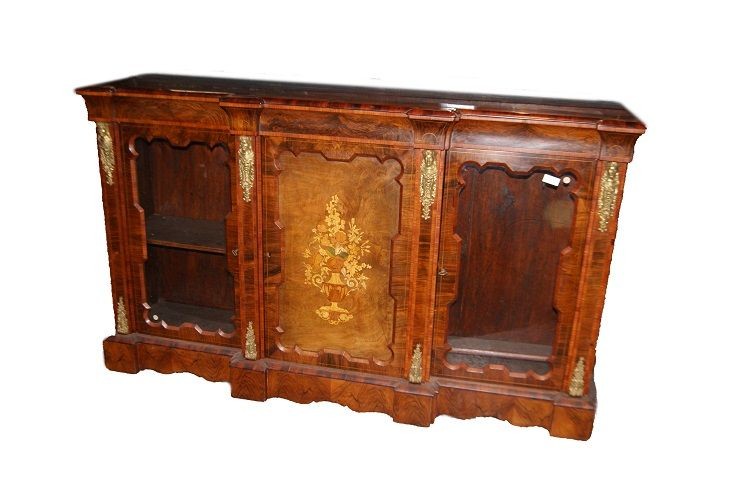Antico servante inglese della prima metà del 1800, stile Luigi XVI, in legno di noce, radica di