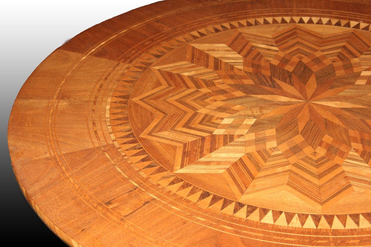 Tavolo sorrentino circolare fisso, italiano della metà del 1800, in legno di noce-photo-3