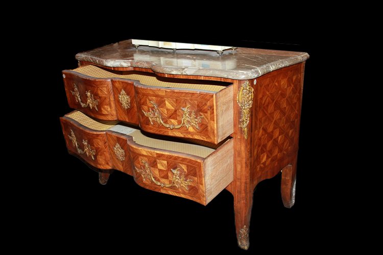 Bellissimo cassettone francese della prima metà 1800, stile Luigi XV, in legno di bois de rose.-photo-1
