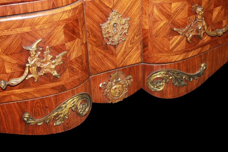 Bellissimo cassettone francese della prima metà 1800, stile Luigi XV, in legno di bois de rose.-photo-3